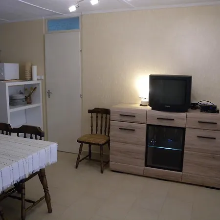 Two-bedroom Holiday In Balatonkeresztur Ii * Balatonmáriafürdő