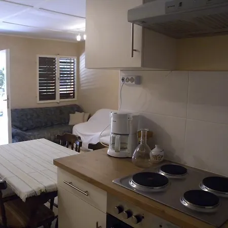 Two-bedroom Holiday In Balatonkeresztur Ii 度假居