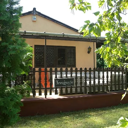 Two-bedroom Holiday In Balatonkeresztur Ii